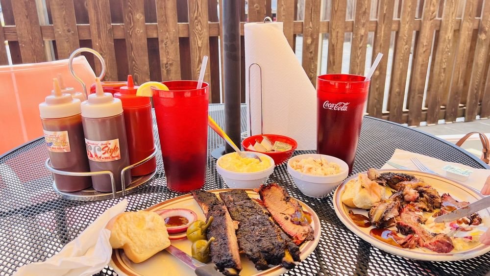 Smokin' Joe's Ribhouse
