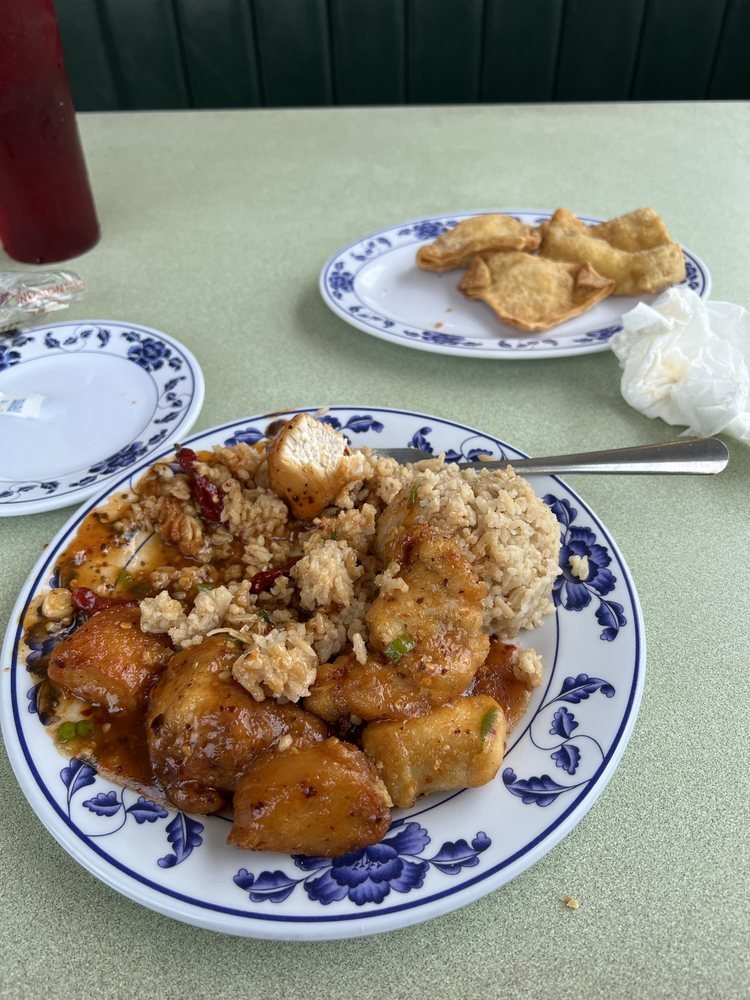 Hunan Chinese Restaurant