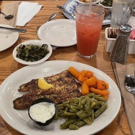 Cracker Barrel Old Country Store
