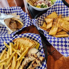 Kosmos Greekafe