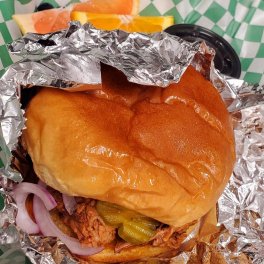Steve & Tori's Bar-B-Q Plus