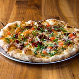 Smokin' Oak Wood-Fired Pizza and Taproom