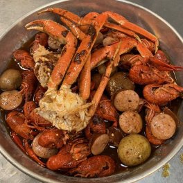 Juicy Tails -Fayetteville